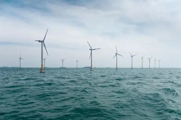 Morska energetyka wiatrowa w Polsce - Jak działa i czy się opłaca?