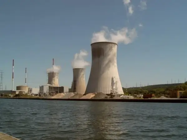 Co to jest elektrownia atomowa i jak wpływa na środowisko?